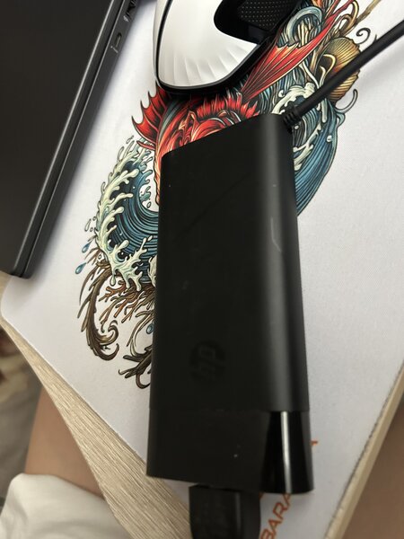 Se vinde laptop gaming + tot ce se vede in poze!