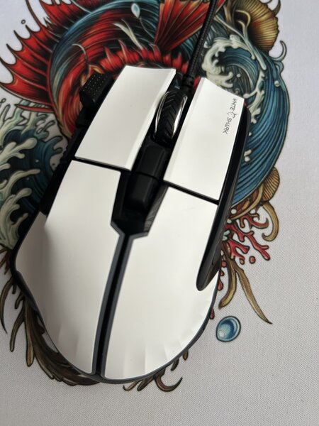 Se vinde laptop gaming + tot ce se vede in poze!